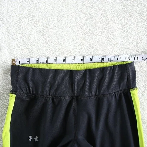 Under Armour Capri Leggings Size medium - Picture 2 of 6